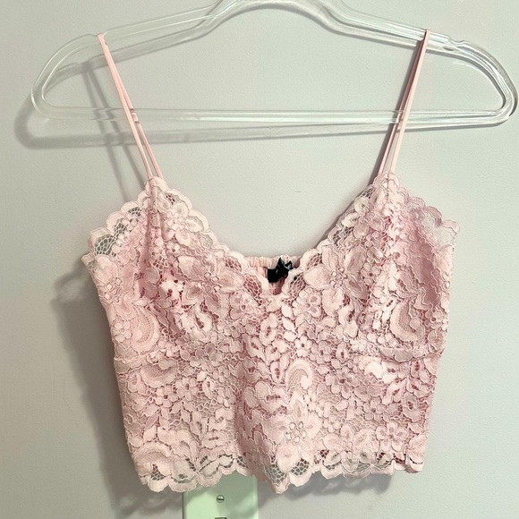 Express pink lace crop top - Picture 1 of 3